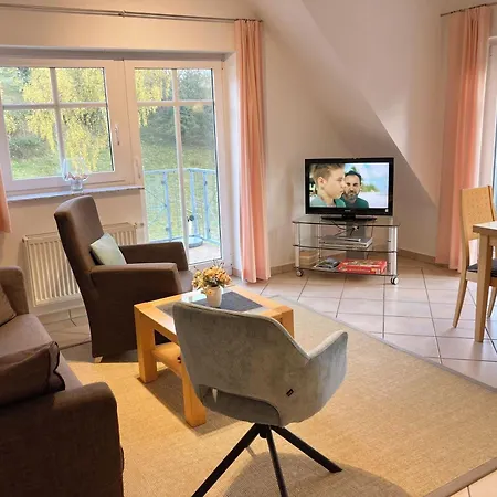 Apartmán Duenenhaus In Toplage, 4 Fussminuten Zum Suedstrand Mit Blick Ueber Huegellandschaft Zur Ostsee, Schwimmbadnutzung Inklusive *